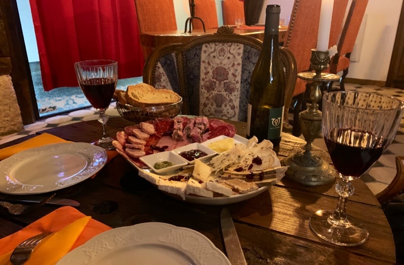 Restaurant Bar à vins - La cour du Roi 1